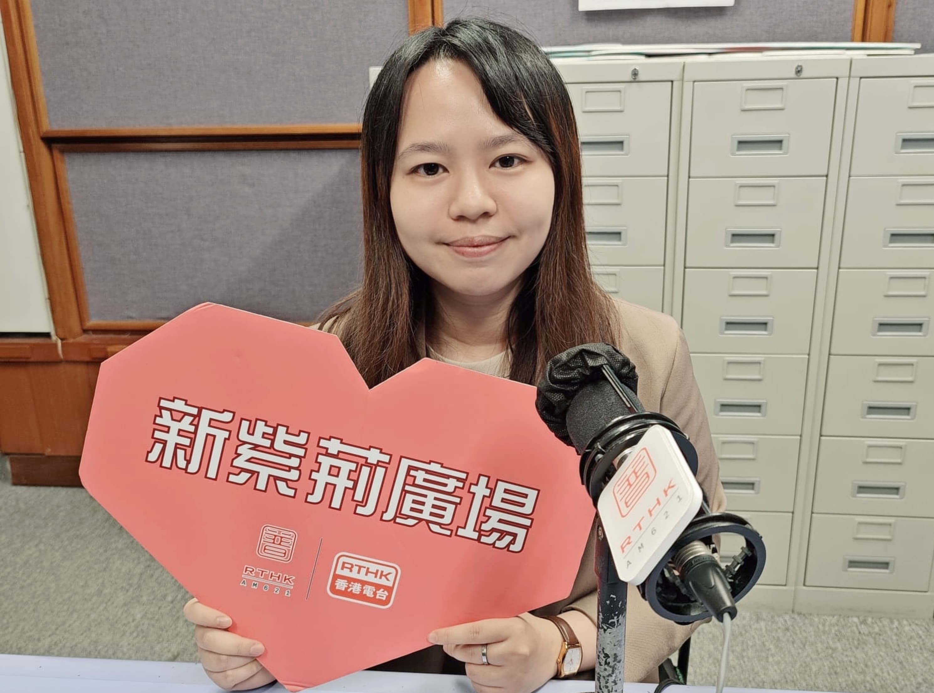 企業文化諮詢顧問 - Jenny 接受港台新紫荊廣場訪問